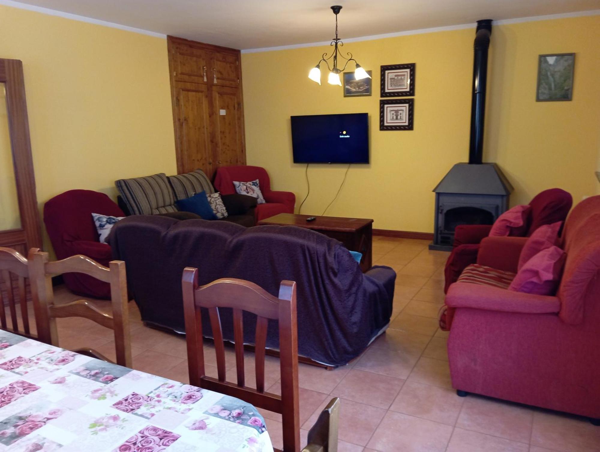 La Ermita Villa Camaleno Luaran gambar